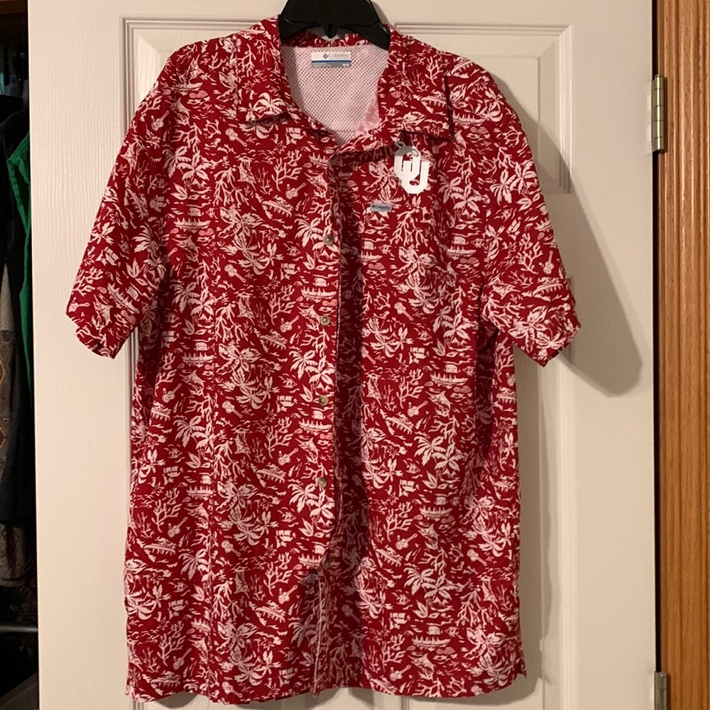 Oklahoma Columbia PFG fishing button up!